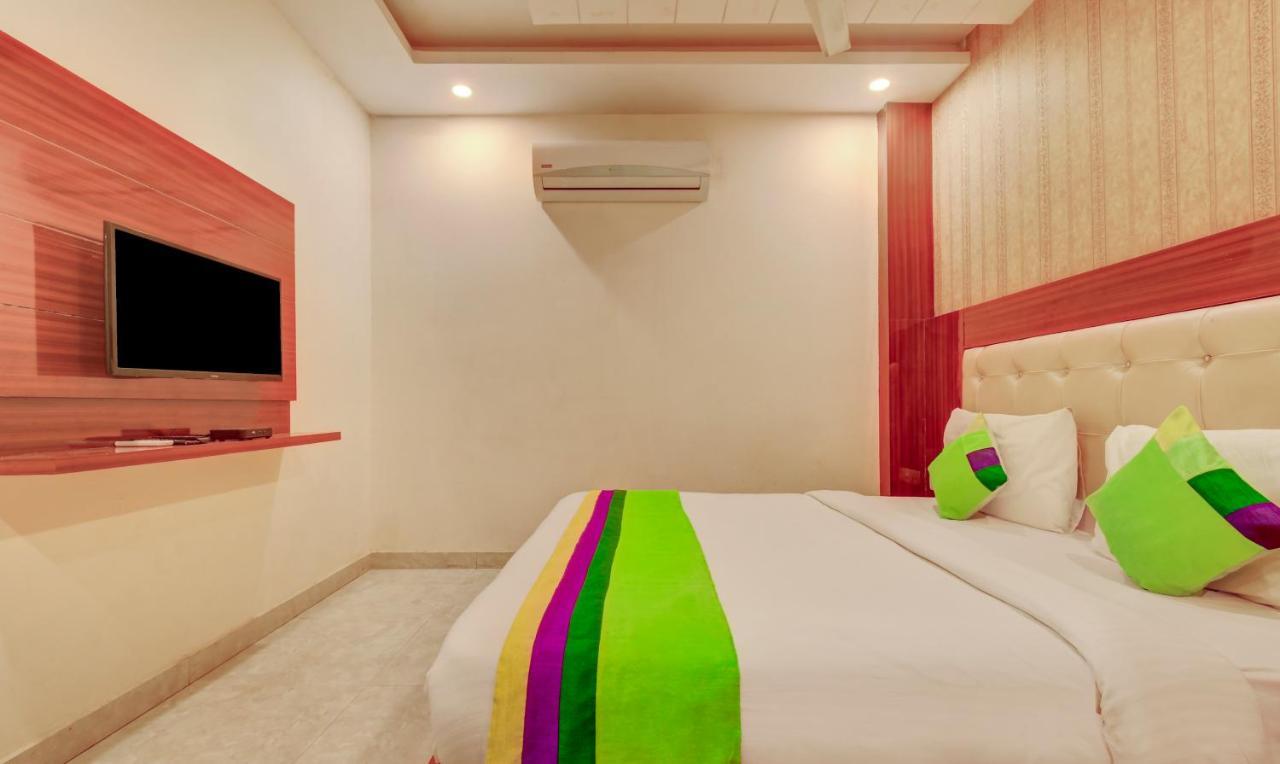 Treebo G K Residency Near Dehradun Railway Station Hotel Exterior photo