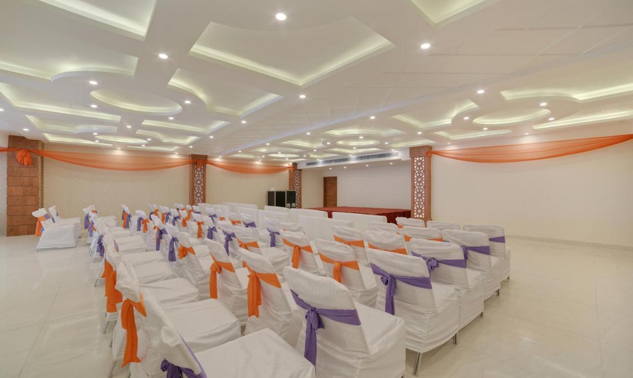 Treebo G K Residency Near Dehradun Railway Station Hotel Exterior photo
